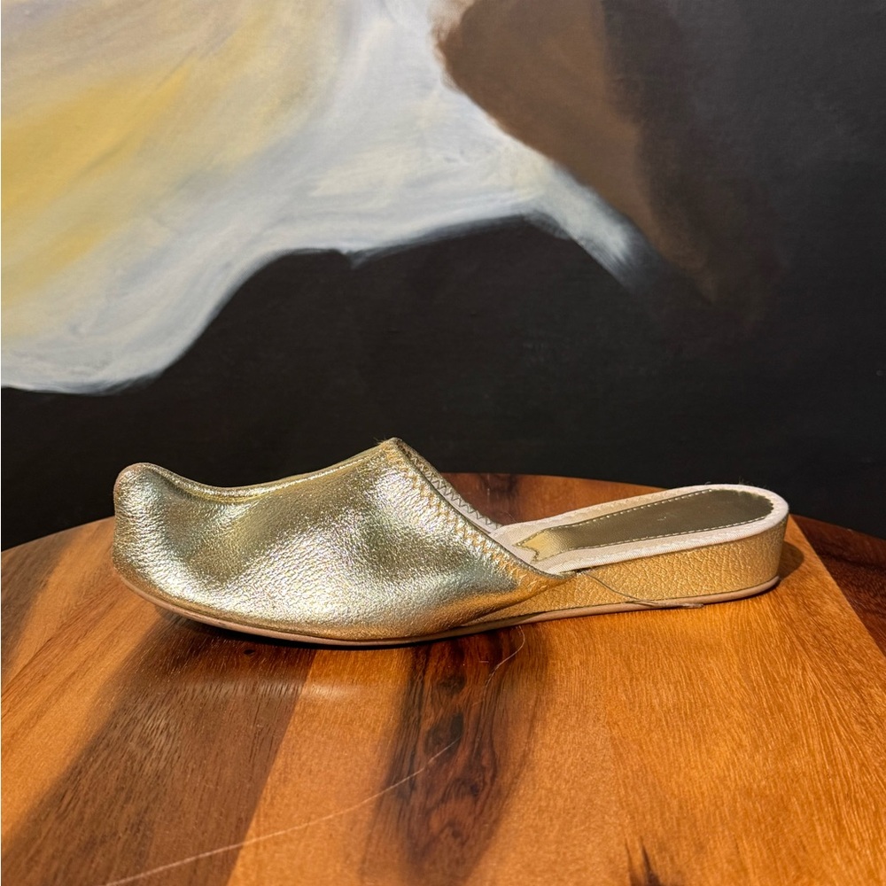 60s Bertlyn NY Genie Slippers Gold Slip-On Mule